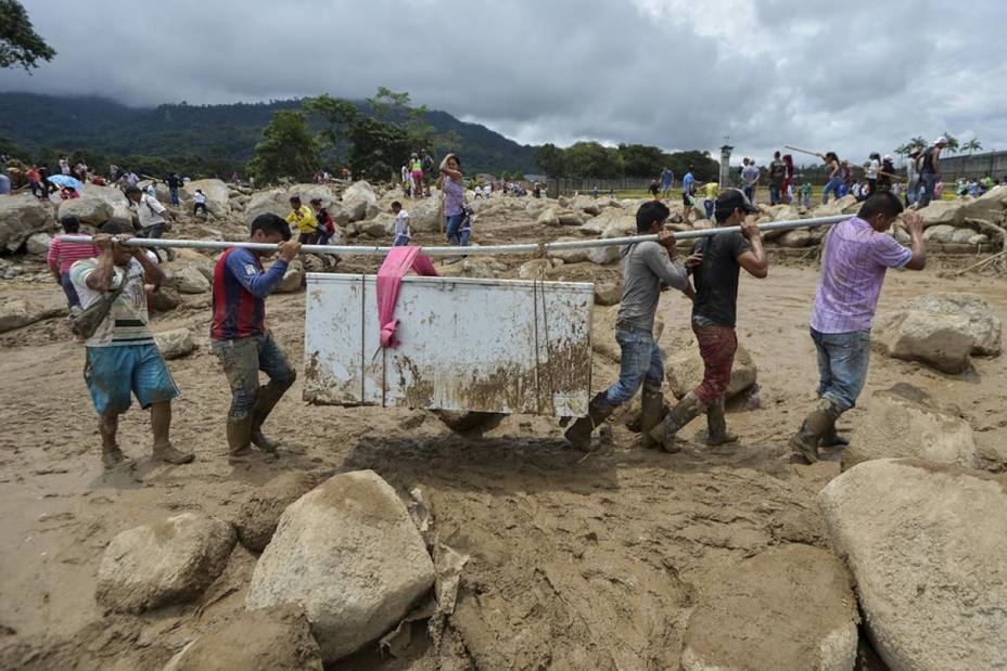 colombia-confirmo-303-muertos-por-avalancha-mocoa_89275.jpg