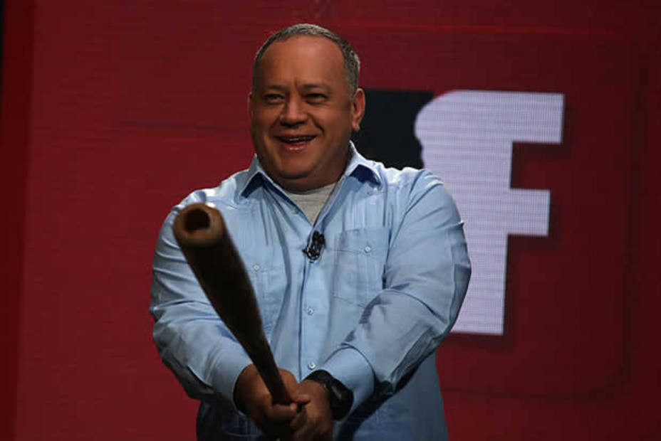 Diosdado Cabello se postula como constituyentista