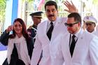 Maduro llevó donativos a Cuba por el huracán Irma