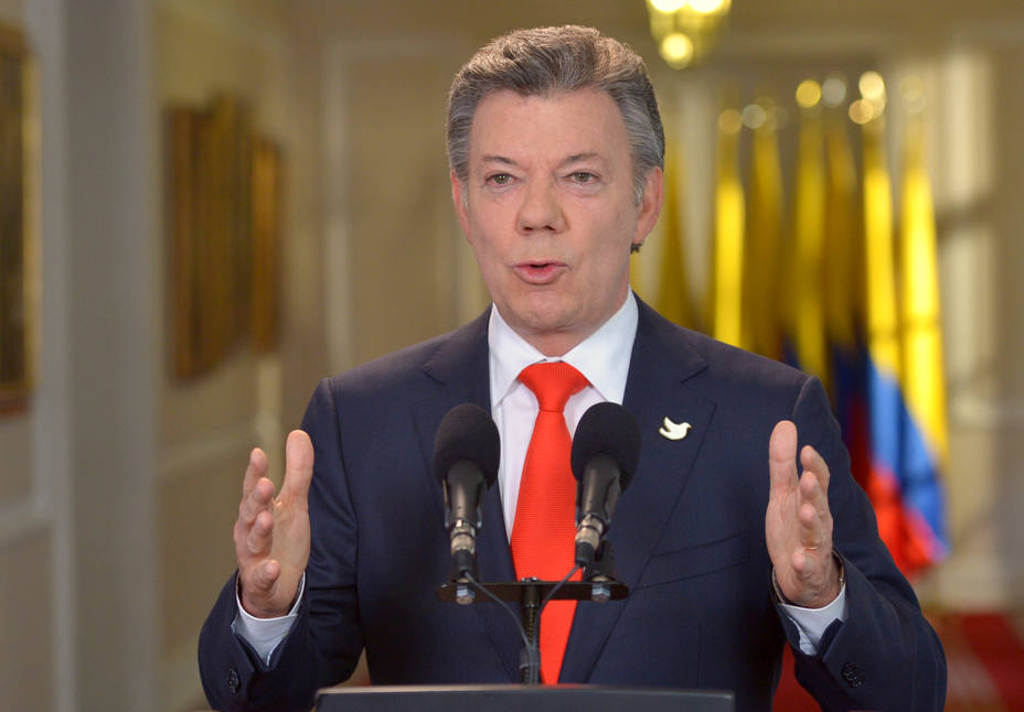 juan-manuel-santos-llega-emiratos-arabes-unidos-para-una-visita_211270.jpg