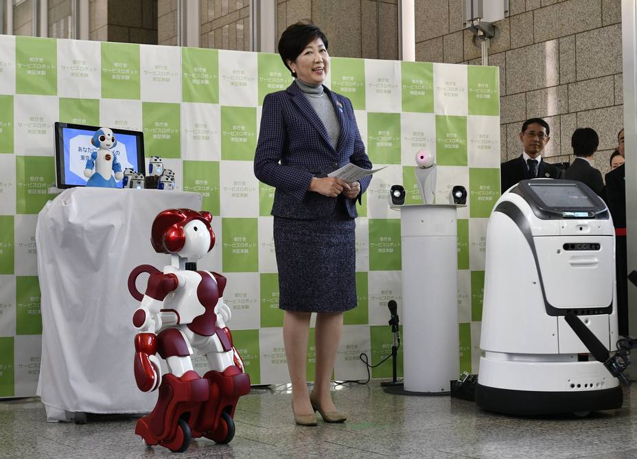 Robots políglotas’atienden a turistas en Tokio