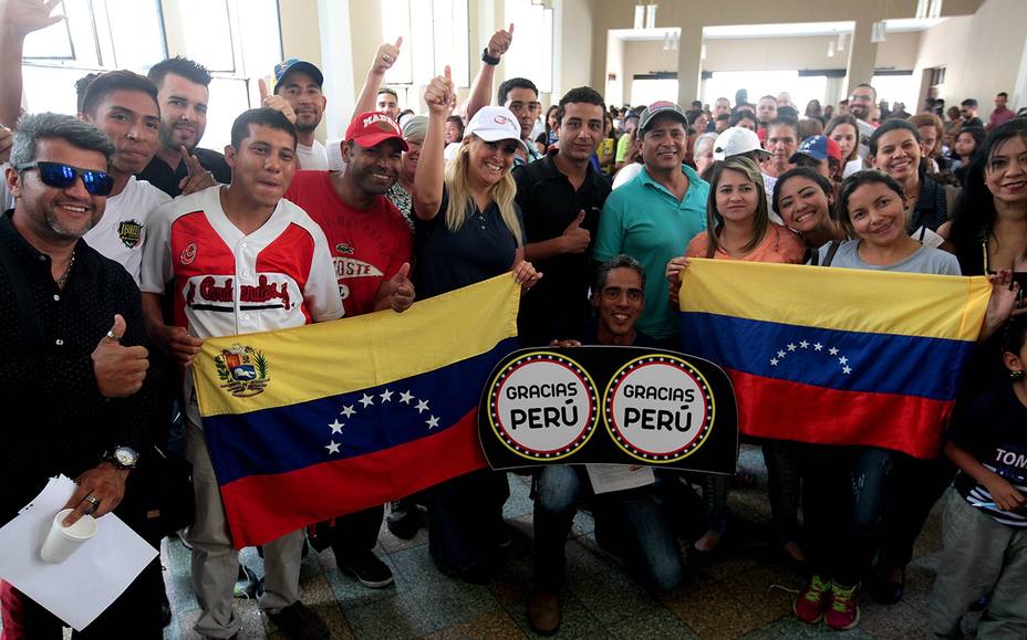 rechazaron-que-quieran-restringir-acceso-venezolanos-peru_221036.jpg