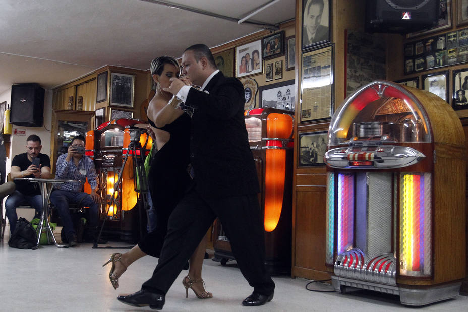 viaje-pasado-del-tango-bolero-medellin_221257.jpg