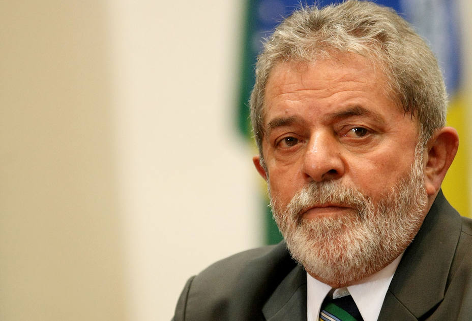 juez-ordeno-devolver-lula-pasaporte-que-habia-sido-retenido_221635.jpg