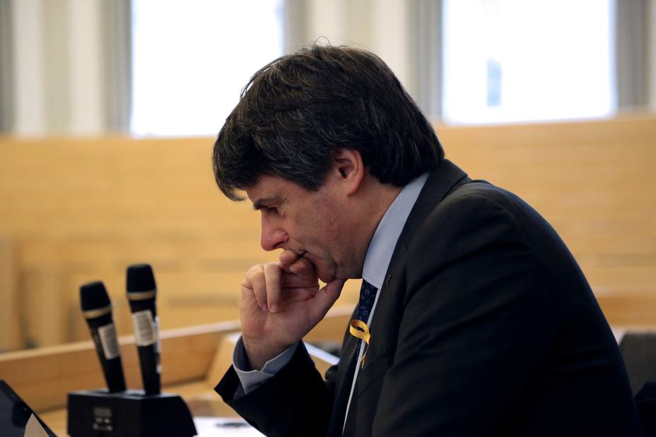 agentes-espanoles-alemanes-coordinaron-detencion-puigdemont_228353.jpg