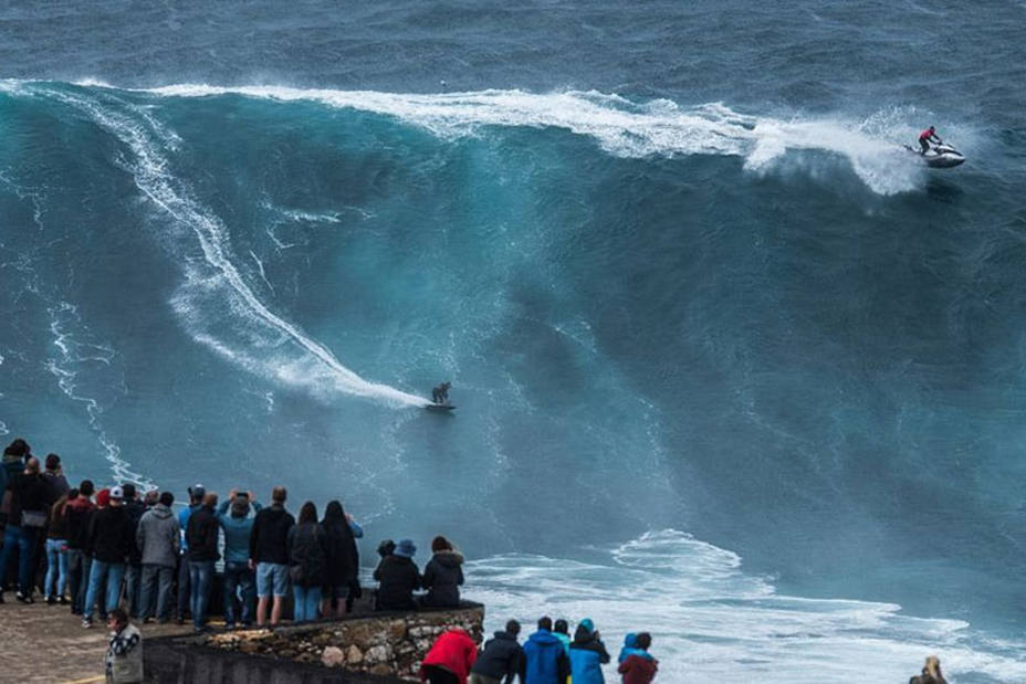 alerta-portugal-por-olas-que-podrian-alcanzar-hasta-metros_226148.jpg