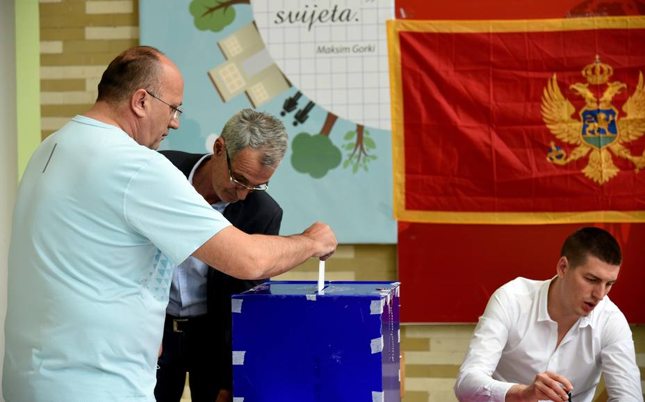 elecciones-montenegro-transcurren-entre-calma-pequenas-irregularidades_231052.jpg