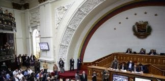 Parlamento- comité