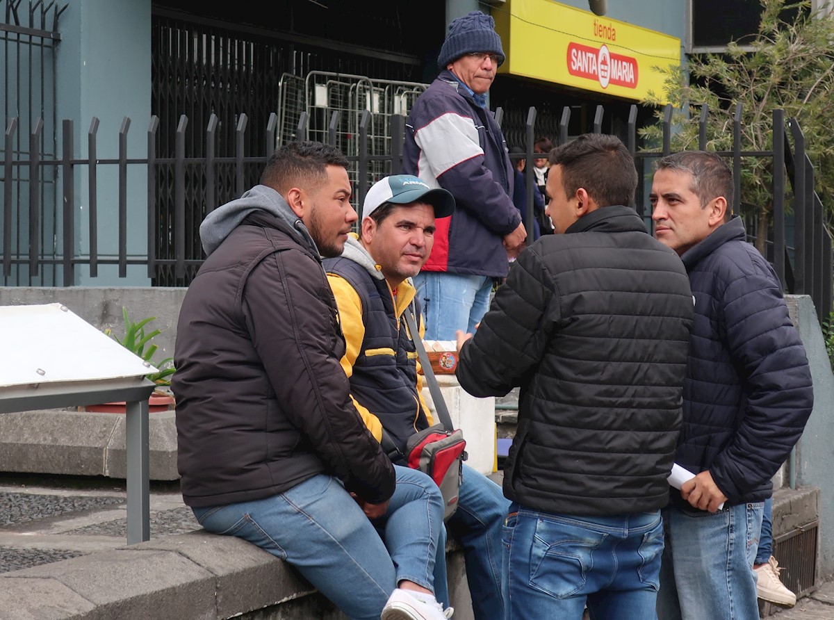 Sentimientos ambivalentes ante la regularización de venezolanos en Ecuador