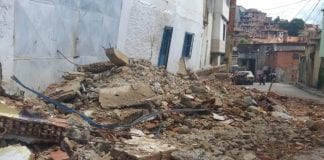 Derrumbe pone en riesgo a más de 150 viviendas en Los Campitos de Petare