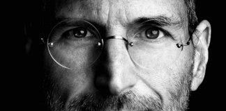 Steve Jobs pasó de trabajar en un garaje a ser millonario