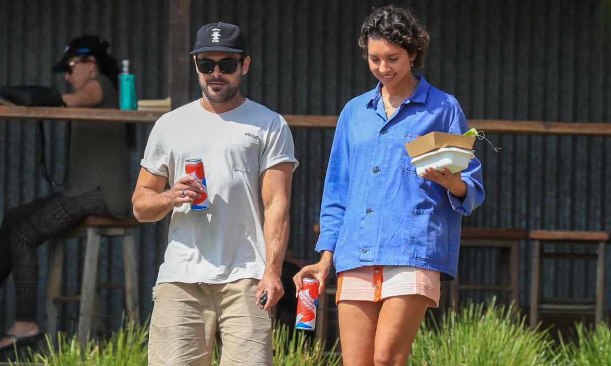 Zac Efron y su novia Vanessa Valladares