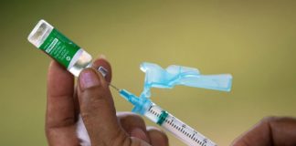 Hombre se vacunó cinco veces en Brasil