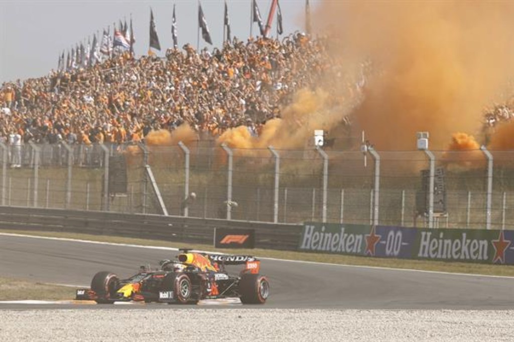 Verstappen nuevo líder de la Fórmula Uno tras ganar el Gran Premio de Países Bajos