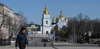 Kyiv decreta un nuevo toque de queda hasta el lunes
