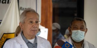 Médicos venezolanos, mafias