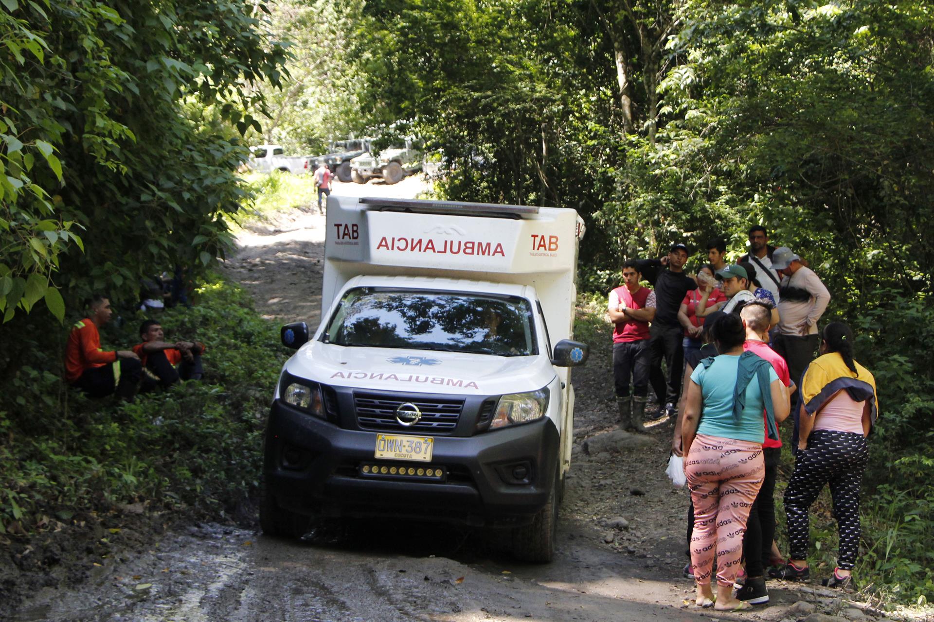 Rescatan al último de los 15 fallecidos en una mina en Colombia