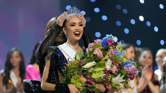R’Bonney Gabriel renunció a la corona de Miss Estados Unidos