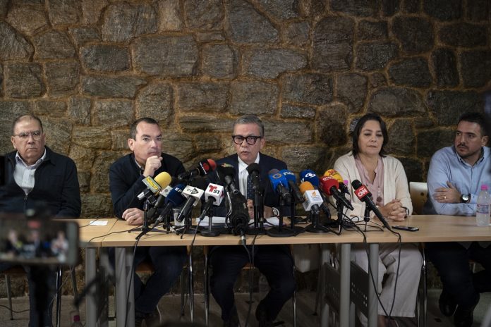 Gobierno de Portugal expresó su solidaridad a la Plataforma Unitaria