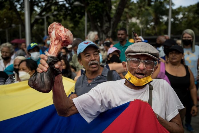 protestas 50% de los adultos mayores en Venezuela no consume proteína animal