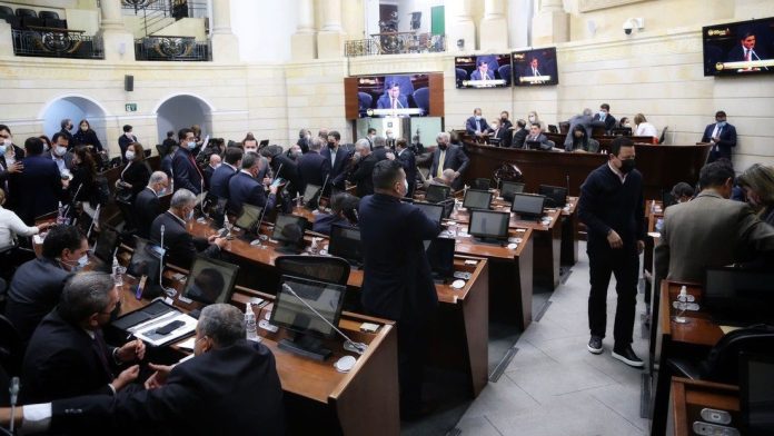 congreso-colombia-696×392