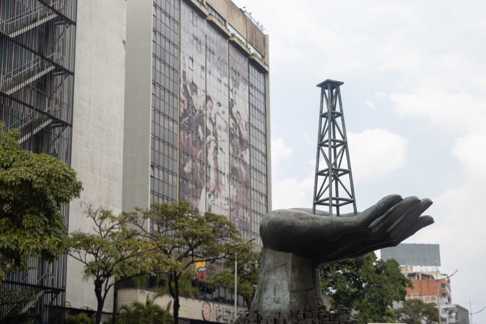 sanciones Exportaciones de petróleo de Venezuela disminuyeron en octubre - Curazao con