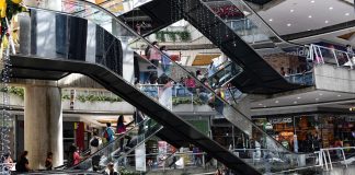 Nivel de desocupación en los centros comerciales es de 15% en Venezuela