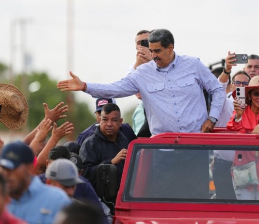 caravana de Maduro