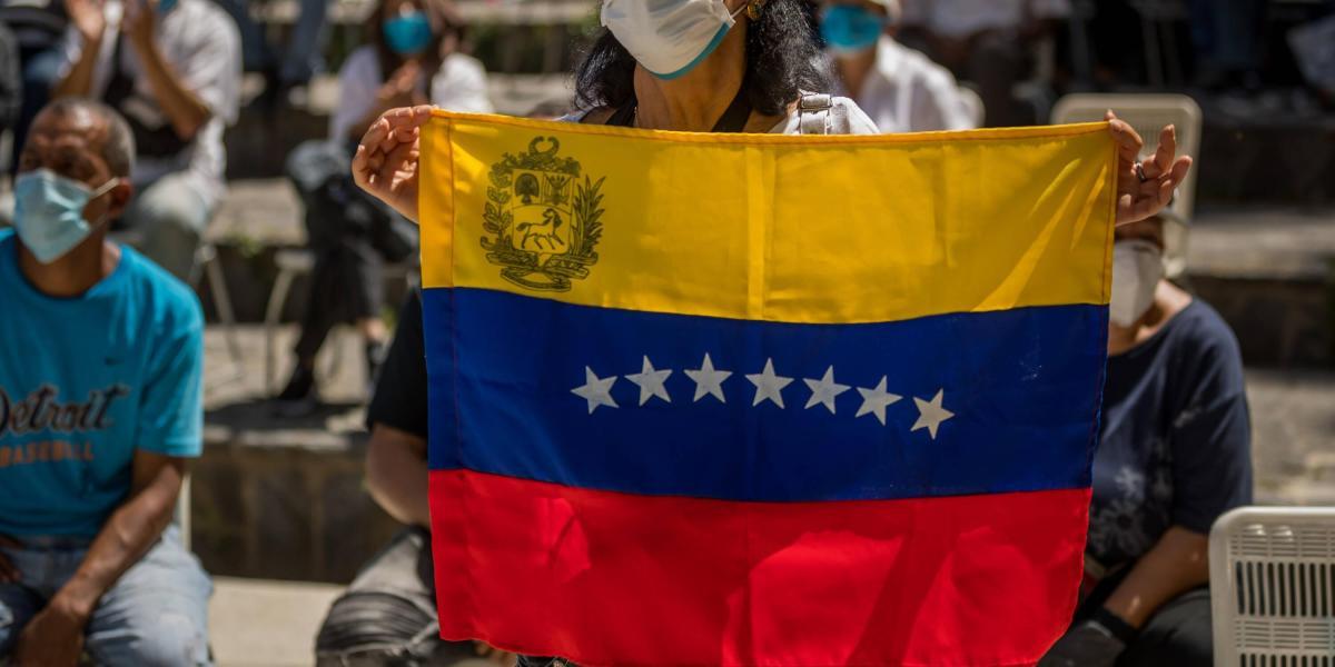 Venezuela vota en un contexto económico distinto, pero con dificultades históricas