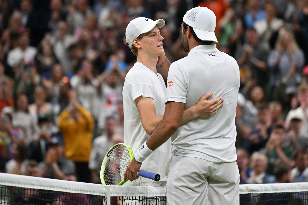 Sinner gana a su compatriota Berrettini y avanza a tercera ronda de Wimbledon