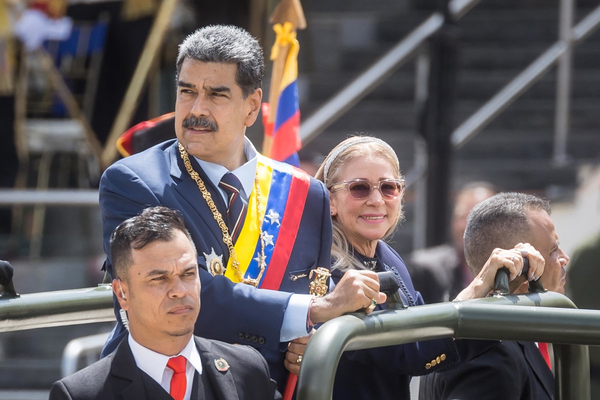 Maduro dice contar con apoyo de Rusia, China e Irán