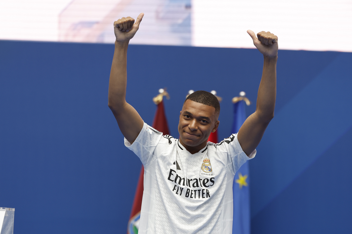 Mbappé: «Fue difícil, pero estoy aquí, soy un jugador del Real Madrid»