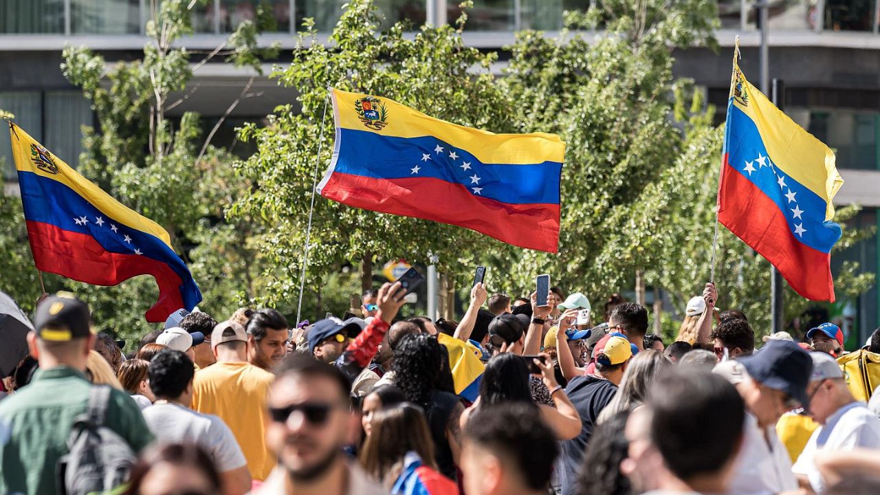 Alejandro Sanz, Olga Tañón, Carlos Vives y muchos más: con Venezuela en el pensamiento y el corazón