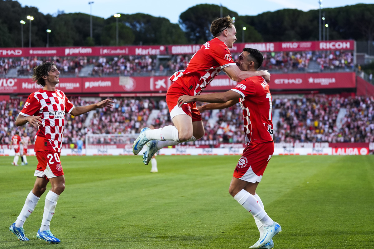 El Girona de Yangel Herrera golea al Osasuna