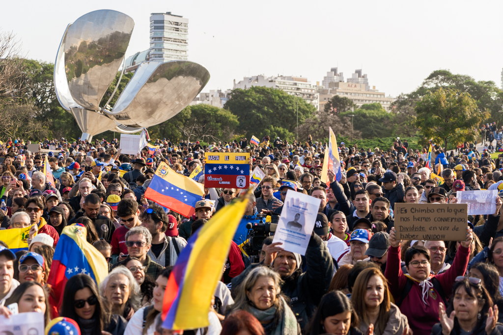 Venezolanos en Argentina: entre problemas de ansiedad, noches sin dormir y la esperanza firme de que el cambio llegará