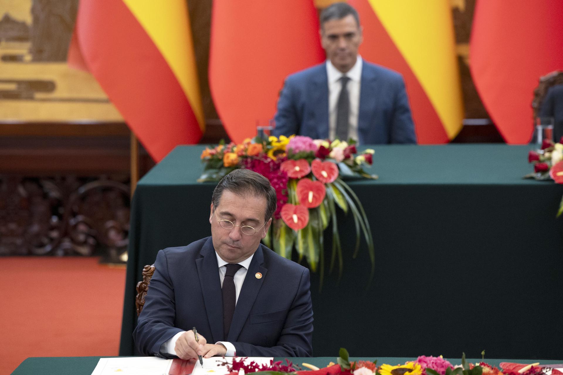 Spanish PM Sanchez visits China