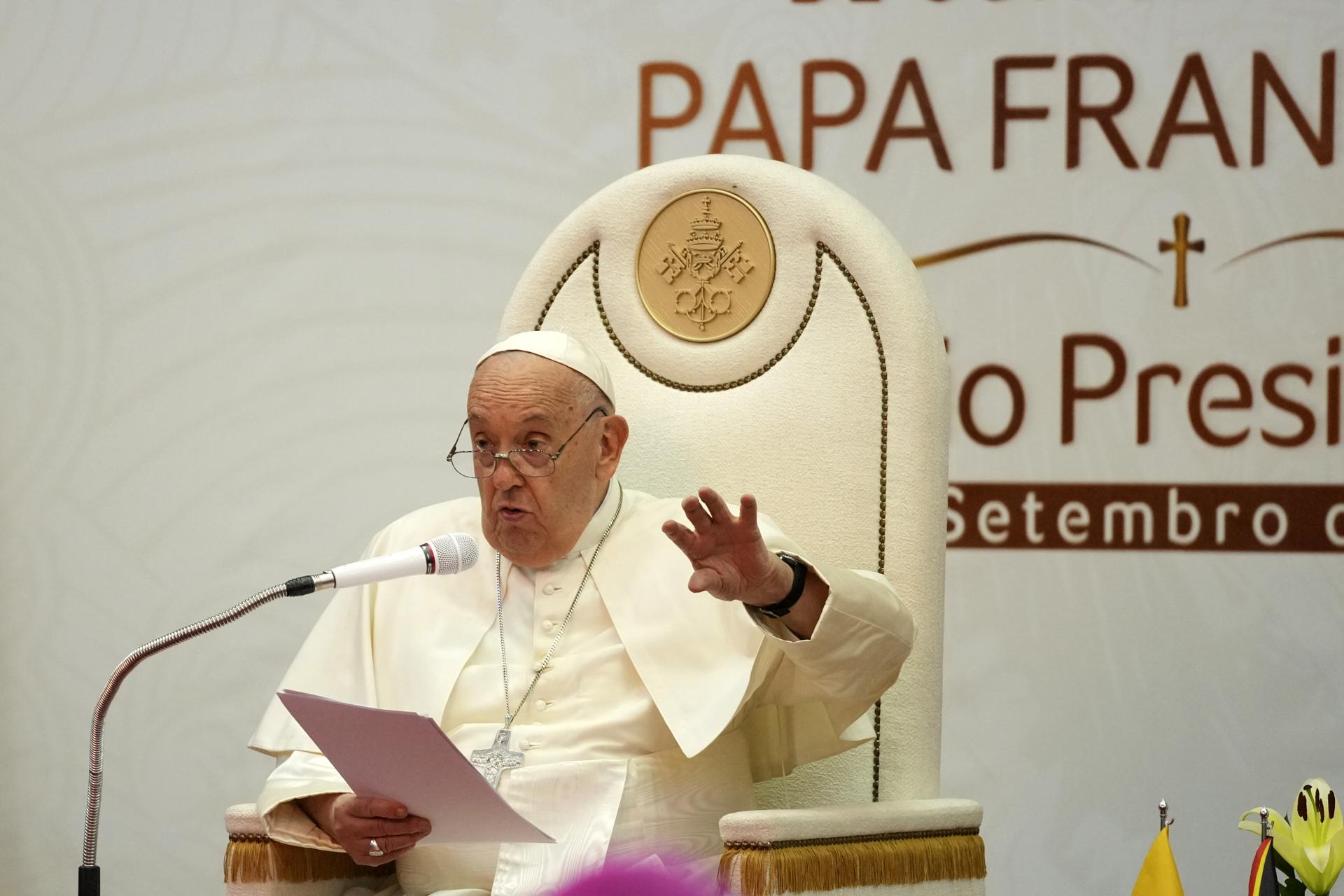 «Este no es un trabajo fácil», admite el Papa en su gira por Asia-Pacífico