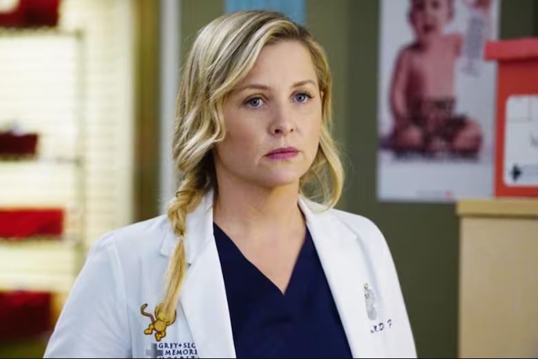 Jessica Capshaw 