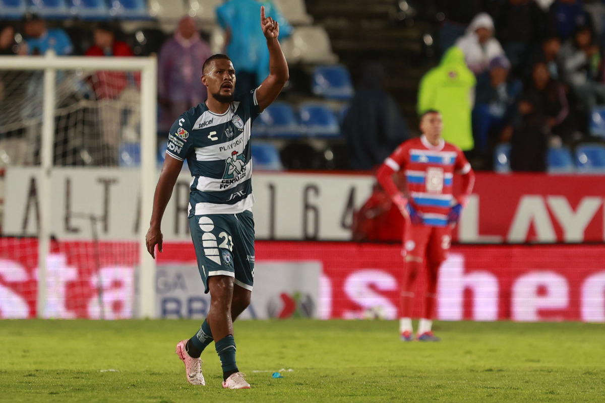 Salomón Rondón marcó en derrota del Pachuca ante Cruz Azul