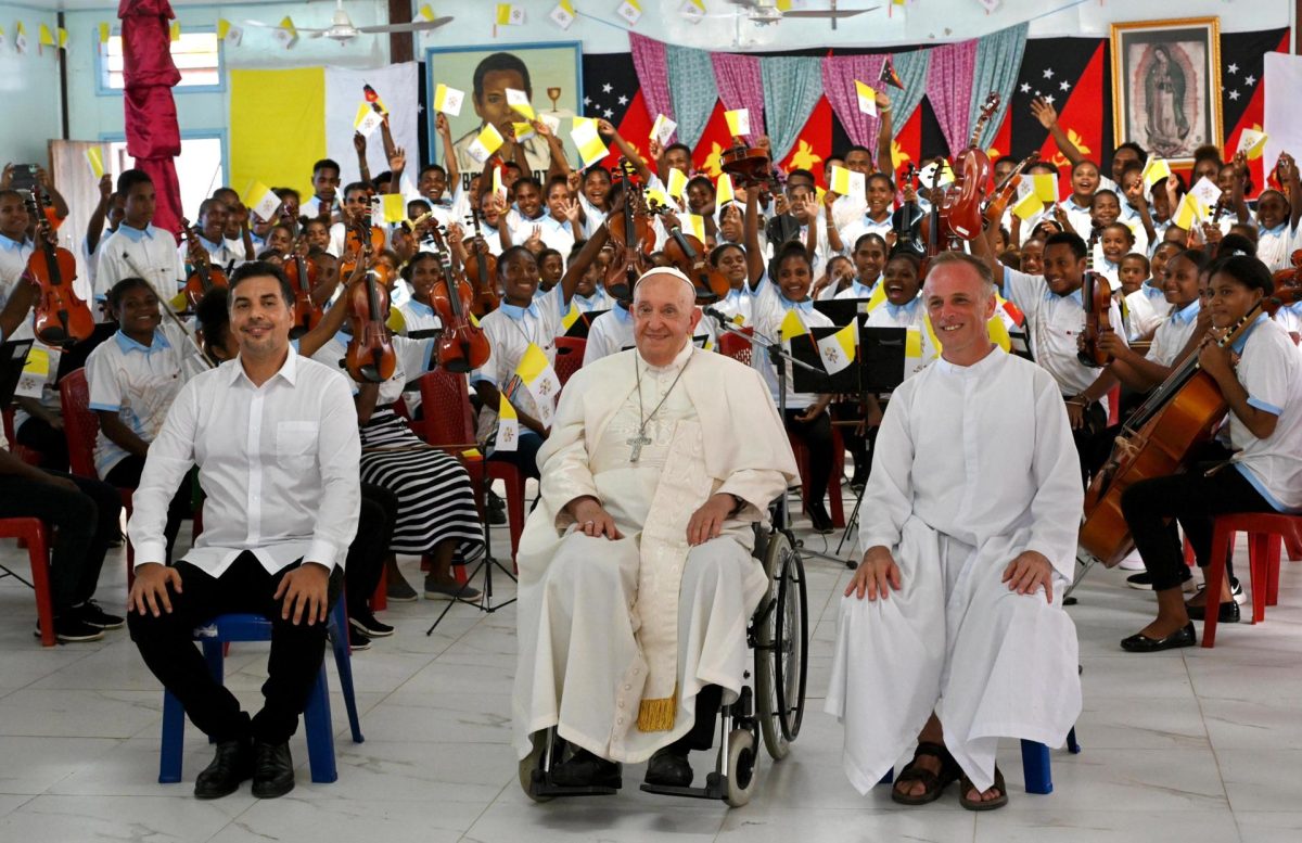 Venezolano dirigió la orquesta de niños de Vánimo en un concierto para el Papa