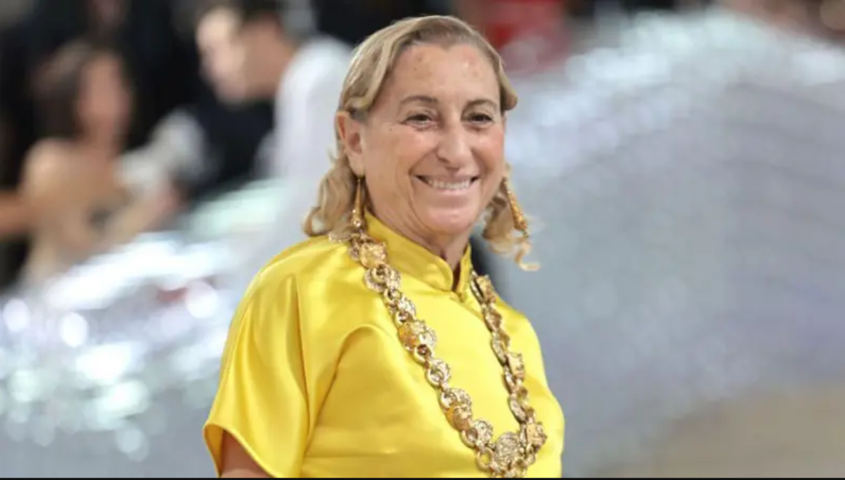 Miuccia Prada, la italiana que dejó las ciencias políticas y el mimo para convertirse en uno de los personajes más ricos y famosos del mundo de la moda