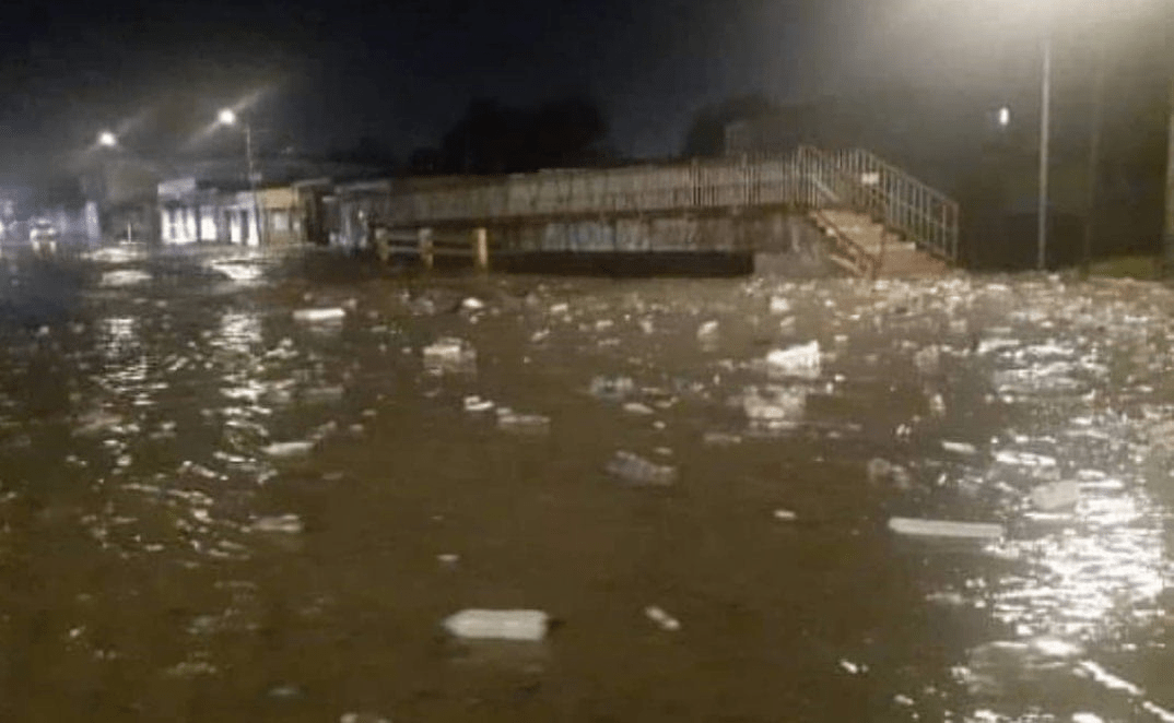 Lluvias causan desbordamientos en Lara