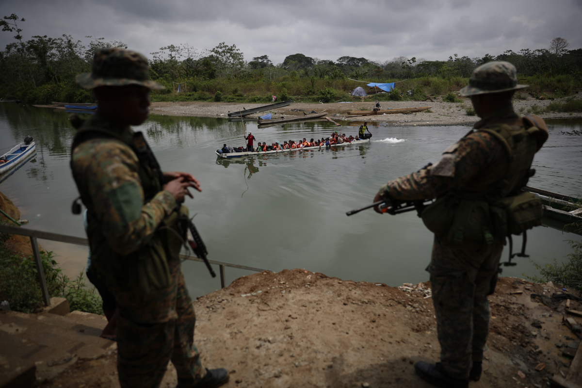 Flujo de migrantes por la selva del Darién bajó 41%