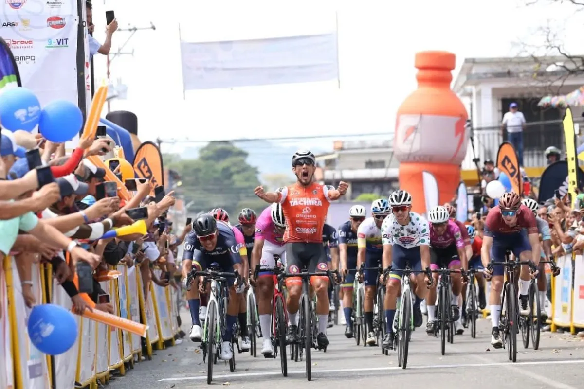 Edwin-Torres-Ganador-2ET-Vuelta-Tachira-2025