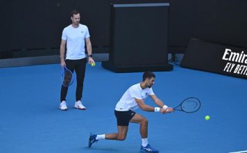 Djokovic y Alcaraz se entrenan para el Abierto de Australia