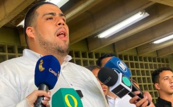 Estudiantes de la UCV se declaran en activismo permanente en rechazo a la investidura de Maduro