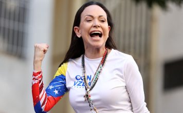 María Corina Machado pide a venezolanos en Costa Rica acompañar a Edmundo González