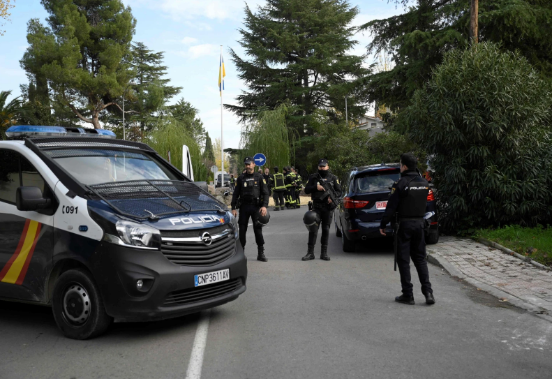 detenidos y varias mujeres latinas liberadas de redes de trata en España