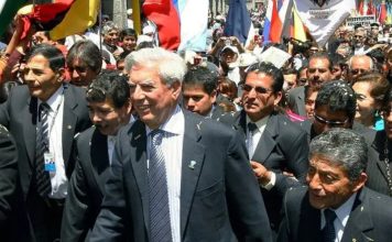 La «áspera y violenta» relación de Vargas Llosa con Perú, donde pasó sus últimos e intensos meses de vida