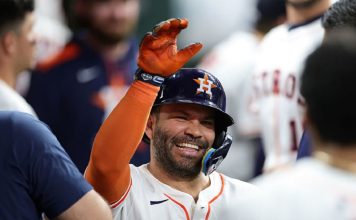 José Altuve la sacó dos veces del estadio